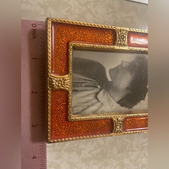 Vintage Enamel Small Frame #7142 - Picture 2 of 5